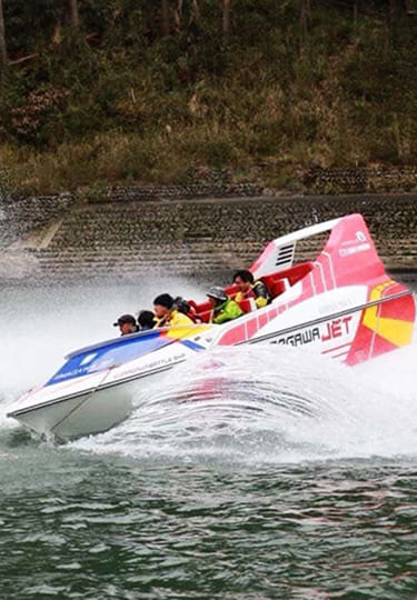 ジェットボート